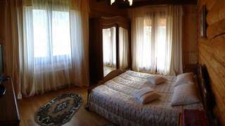 Виллы Villa Bilogirya Яремче Вилла с 3 спальнями и камином-9