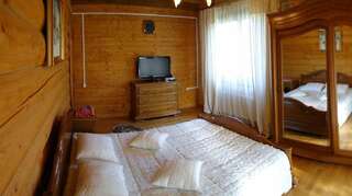 Виллы Villa Bilogirya Яремче Вилла с 3 спальнями и камином-10